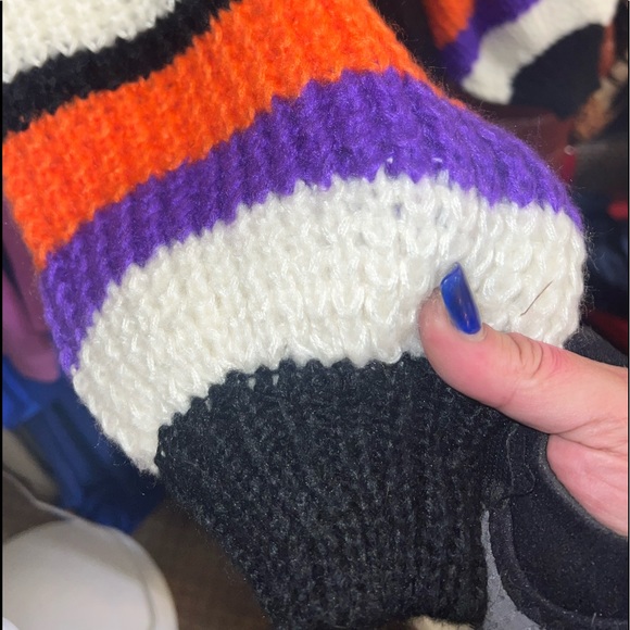 SOLD LAST - Black & Stripes Balloon Sleeve Oversized Cardigan - Picture 8 of 8